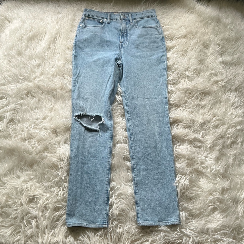 Madewell The Perfect‎ Vintage Ripped Knee Jeans